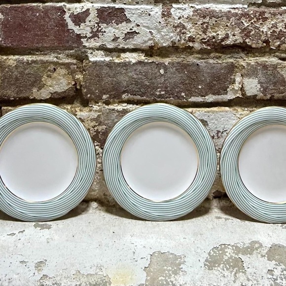 Set of 5 Nina Ricci Plasier De La MAISON green white and gold plates. - Picture 3 of 9